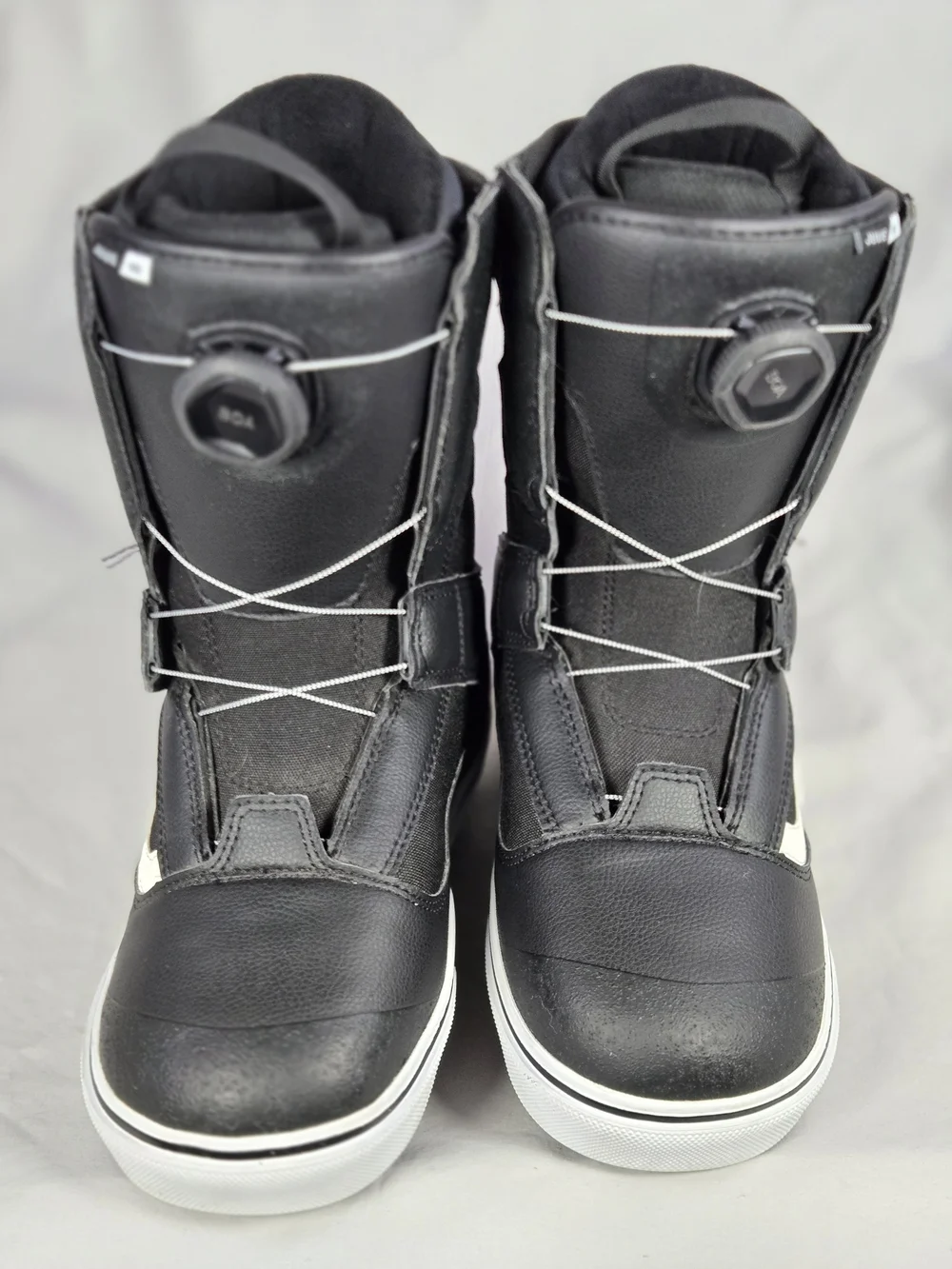 Vans Juvie OG Youth Snowboard Boots | Size 6 | Black & White